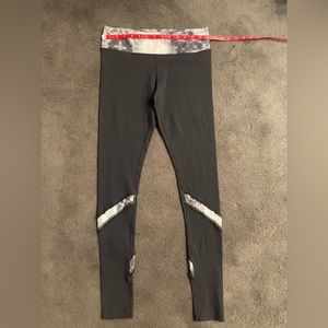 Lululemon Black & Tie Dye Leggings 8